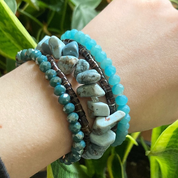 Jewelry - Turquoise/Brown Stackable Stretch Bracelets